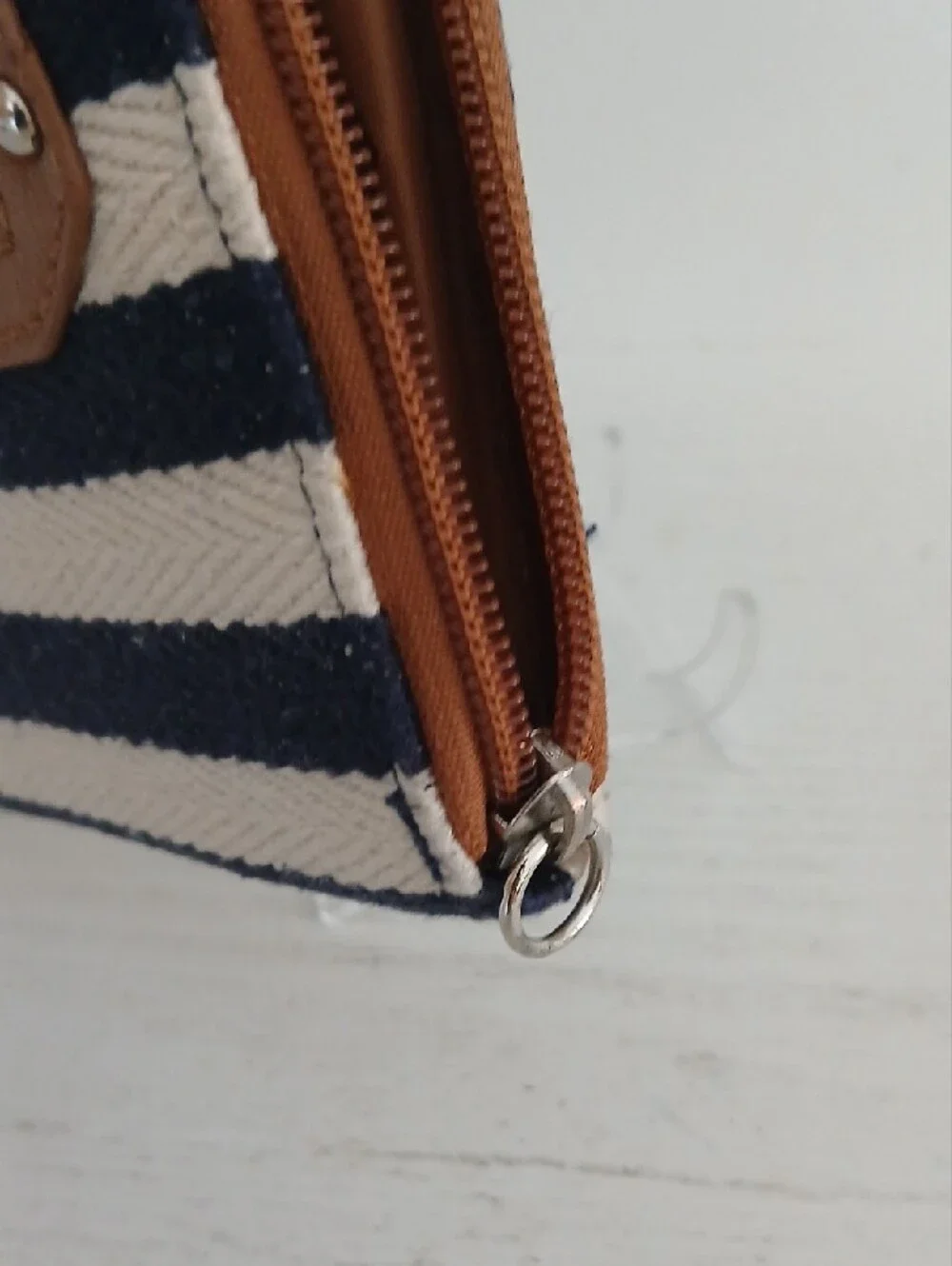 Atmosphere Navy and White Striped Men's Zip Wallet